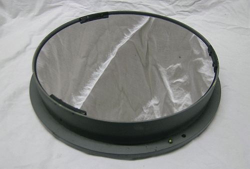 ausgebaute Hauptspiegelzelle mit Hauptspiegel ausgebaute Hauptspiegelzelle mit Hauptspiegel