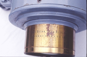 Gravur der Objektivzelle Gravur der Objektivzelle