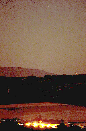 Untergang von Venus und Jupiter, Nieder-Olm, 30.06.2015, 2244h MEZ, Nikkor 300/4.5, Nikon D7000, 400 ISO, 2s, PS Untergang von Venus und Jupiter, Nieder-Olm, 30.06.2015, 2244h MEZ, Nikkor 300/4.5, Nikon D7000, 400 ISO, 2s, PS