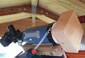 Die flatfieldbox am R100 Die flatfieldbox am R100