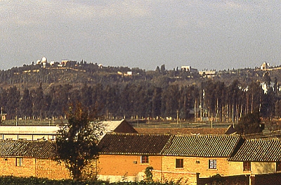 Das Yunnan-Observatorium von Nordwesten Das Yunnan-Observatorium von Nordwesten